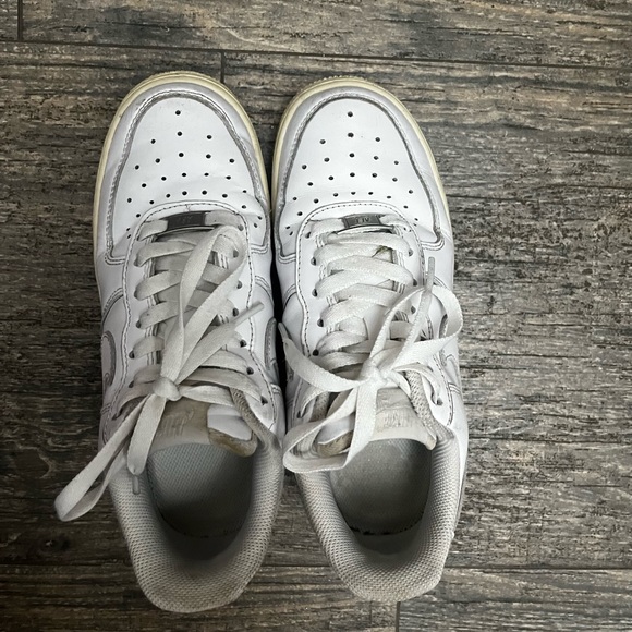 Air Force 1 - Picture 4 of 4